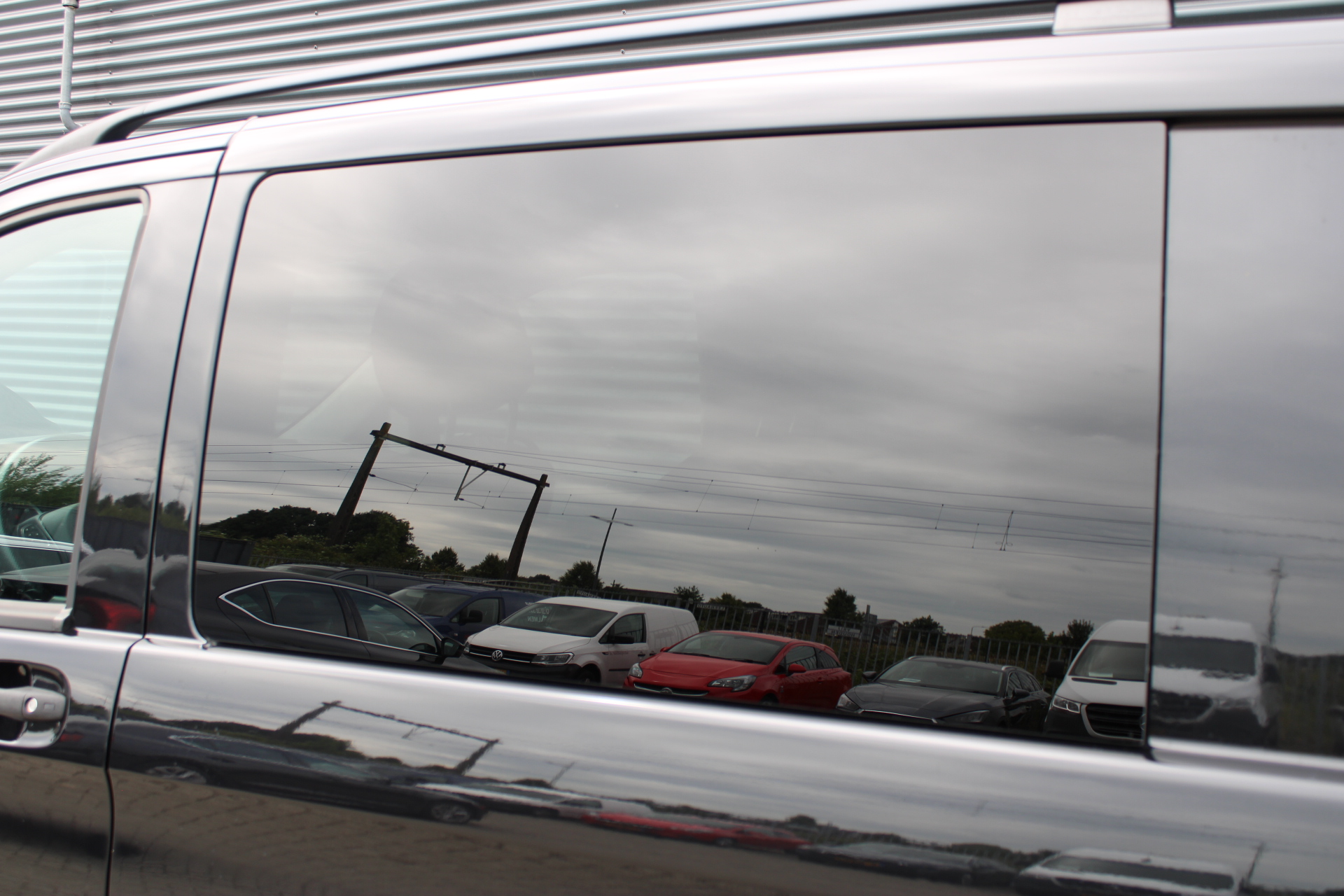 46176506-17.jpg